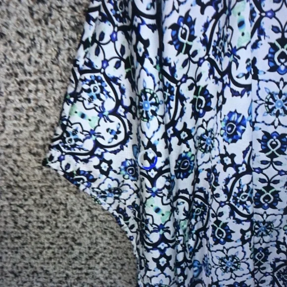 Lane Bryant White and Blue Patterned Beaded V-Neck Tunic - Picture 3 of 7
